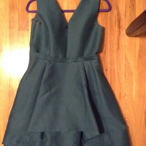 Halston heritage dress - Picture 6 of 7